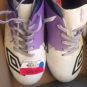 Umbro soccer cleats NWT 7.5